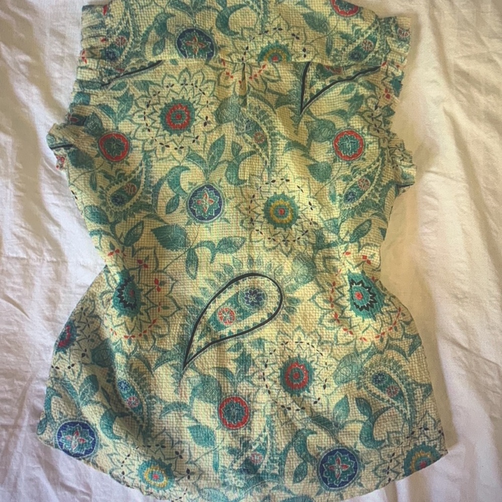 Floral Ruffle Sleeve Top - Picture 3 of 3